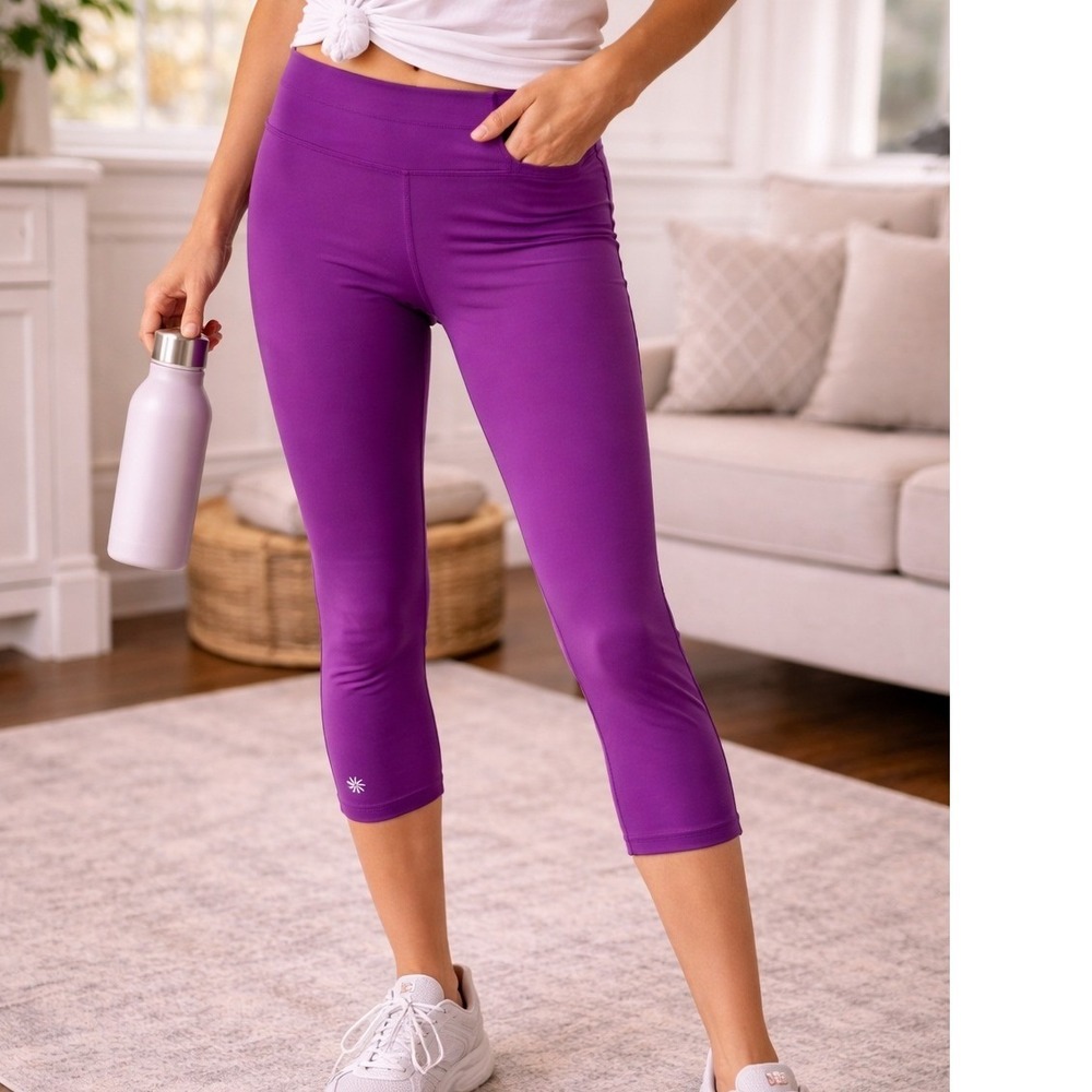Athleta Purple Capri Leggings Athletic Pants‎ Women's M yoga Run Zipper Pocket